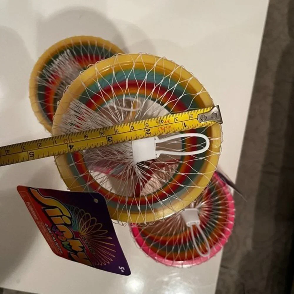 SLINKY / Slinkies!  3 Rainbow Colored‎ Slinkies!  (new) (k/x)